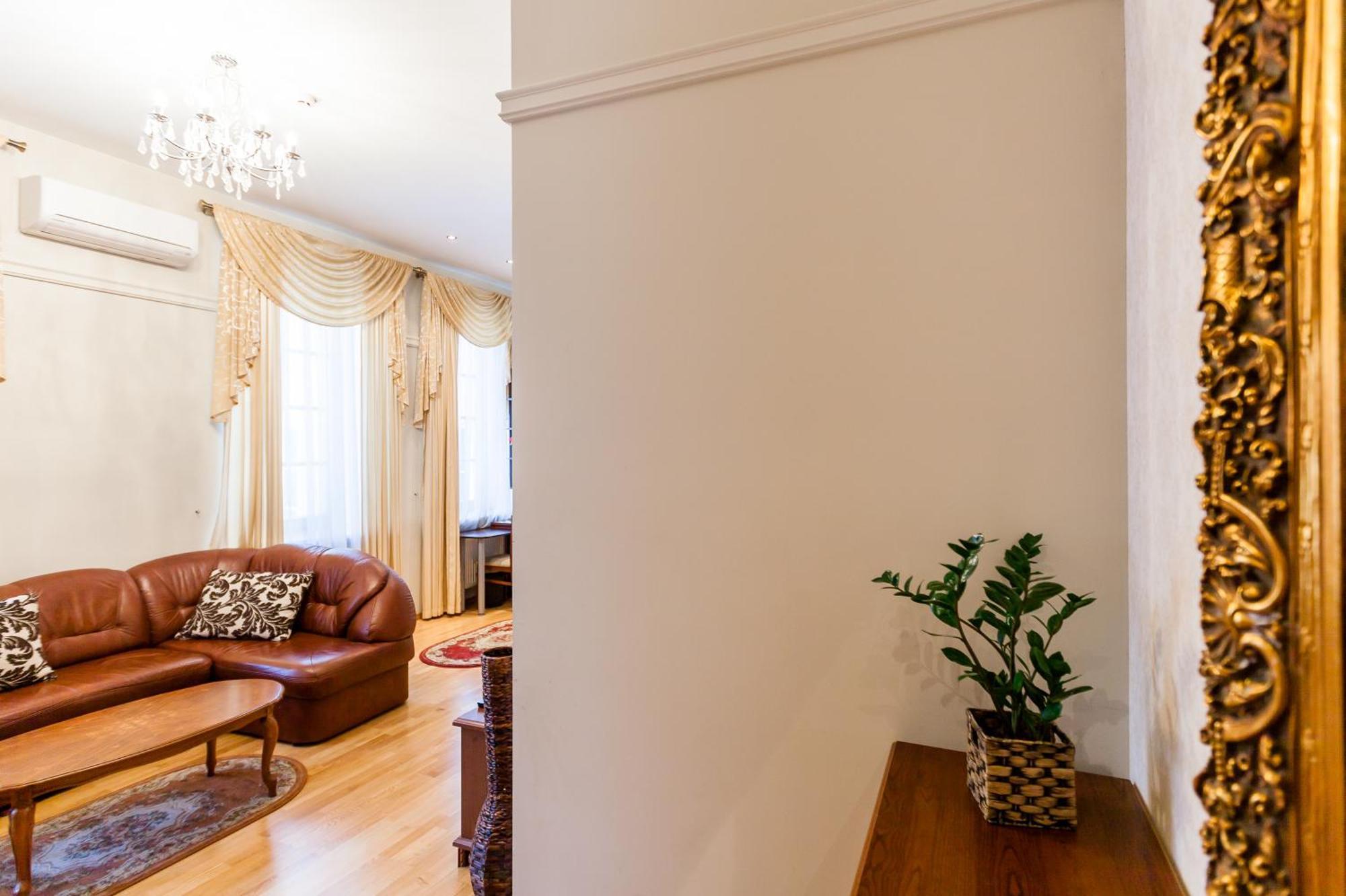 Central Apartments 2 X Free Parking X Self Check-In 24H By H&H VNO Esterno foto